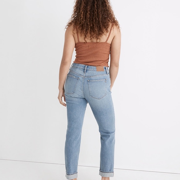 The High-Rise Slim Boyjean in Birchwood Wash - NWT - Picture 8 of 9